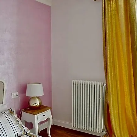 A Casa Di Giulia Bed and Breakfast 3*
