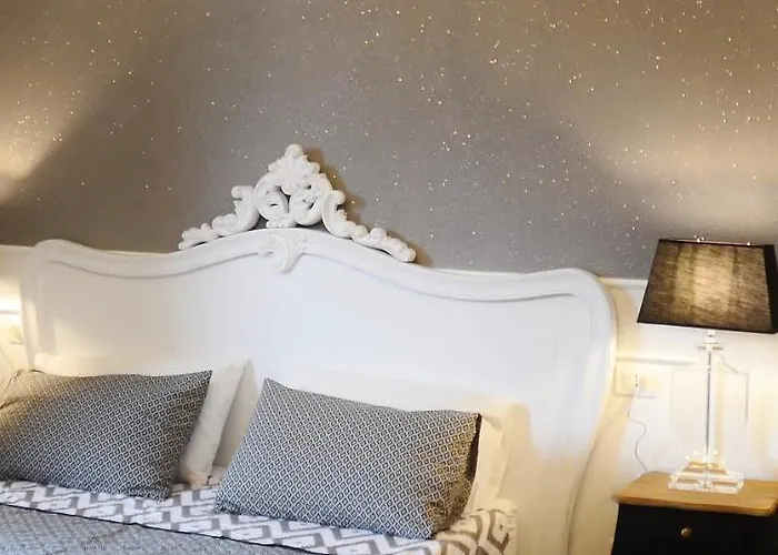 ベッド・アンド・ブレックファスト A Casa Di Giulia カステル・ディ・サングロ