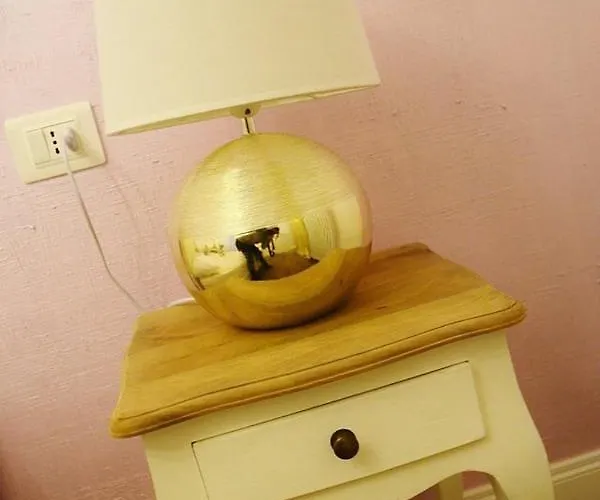 ベッド・アンド・ブレックファスト A Casa Di Giulia カステル・ディ・サングロ