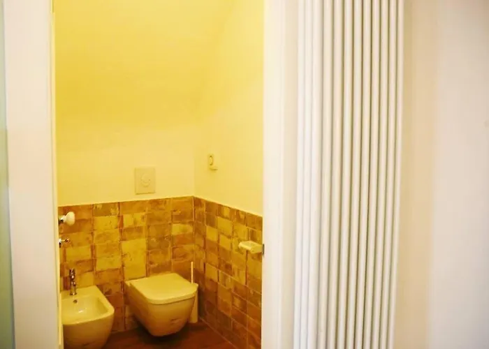 A Casa Di Giulia ベッド・アンド・ブレックファスト カステル・ディ・サングロ