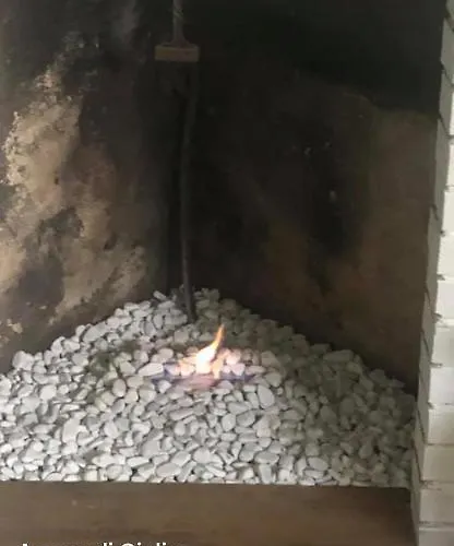 A Casa Di Giulia ベッド・アンド・ブレックファスト カステル・ディ・サングロ